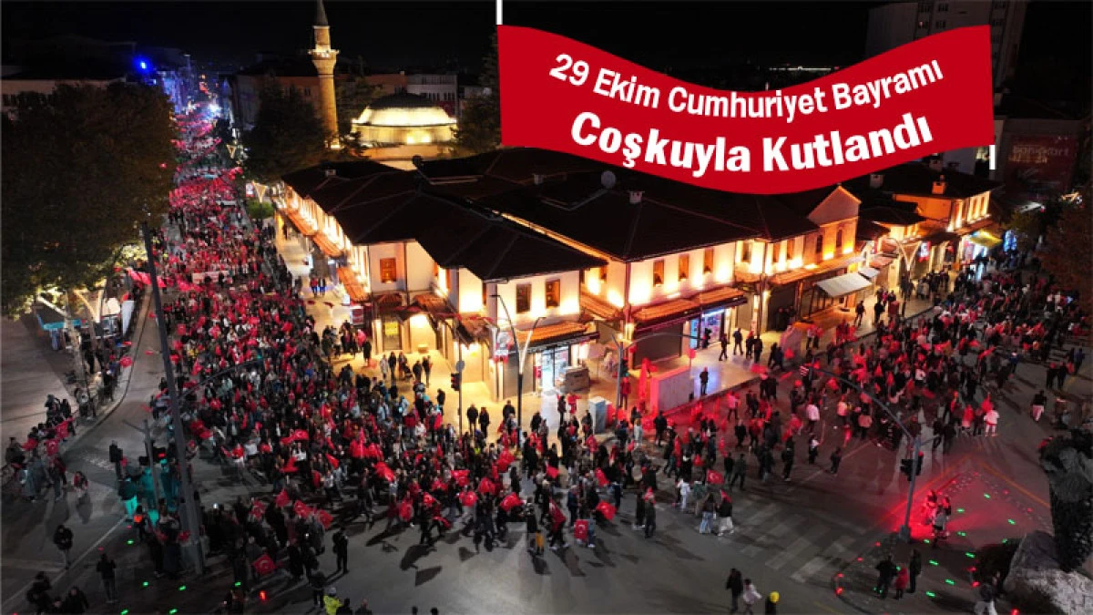 Isparta’da 29 Ekim Cumhuriyet Bayramı coşkuyla kutlandı
